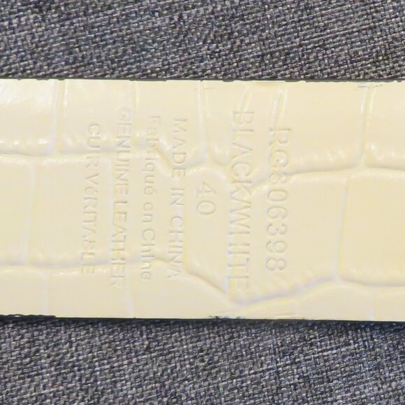 ROBERT GRAHAM Reversible Black/White Leather Belt. Size 40. - Picture 3 of 5